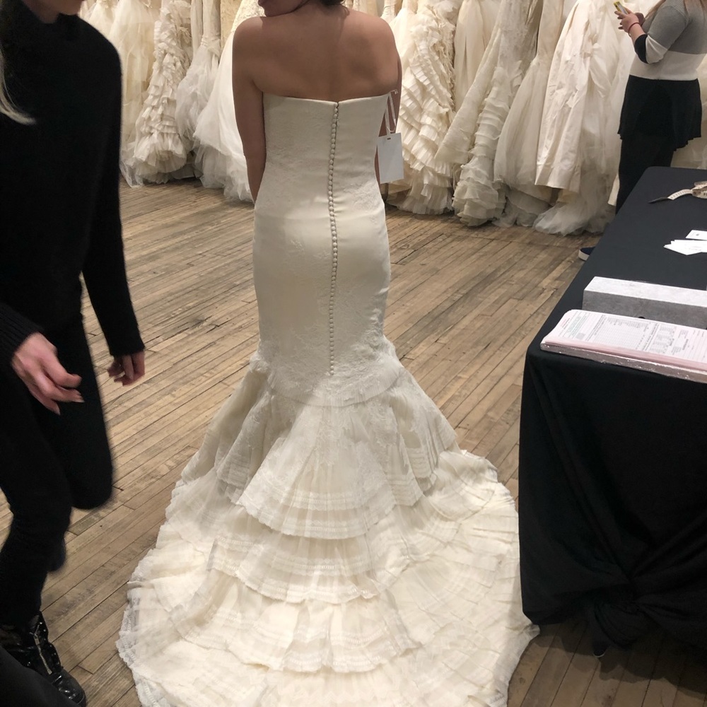 Vera Wang Wedding Dress Gown Size 10